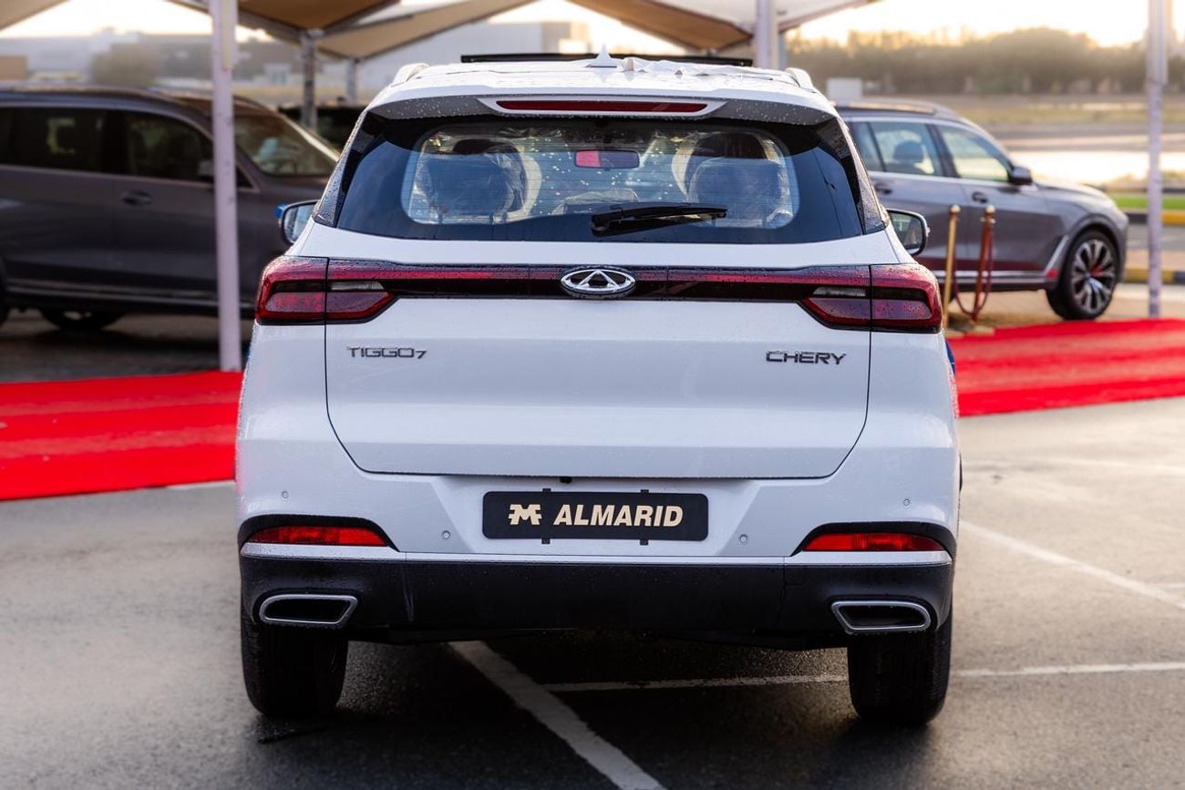 شيري تيجو 7 2026 CHERY TIGGO 7  1.5L SUV SQR7 150T FWD WHITE / BEIGE