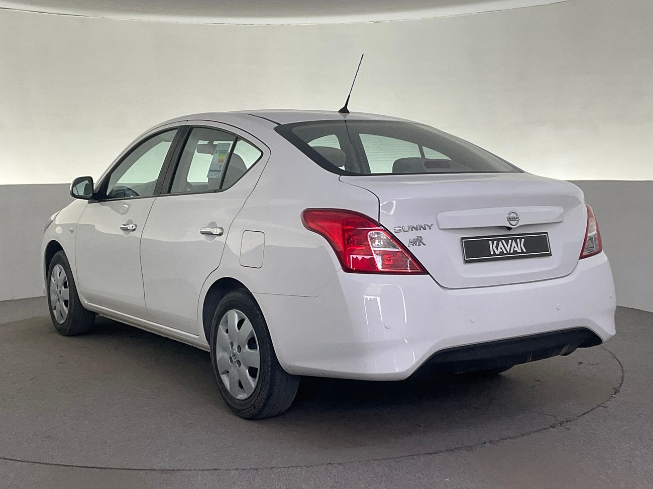 نيسان صني SV | شامل الضمان | 0 ﺪﻔﻋﺓ ﺃﻮﻟﻯ