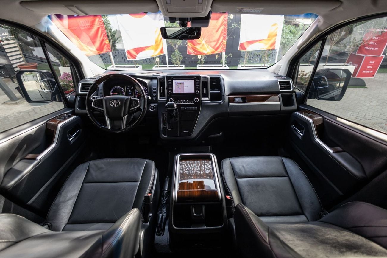 تويوتا جرافينا Premium 3.5L