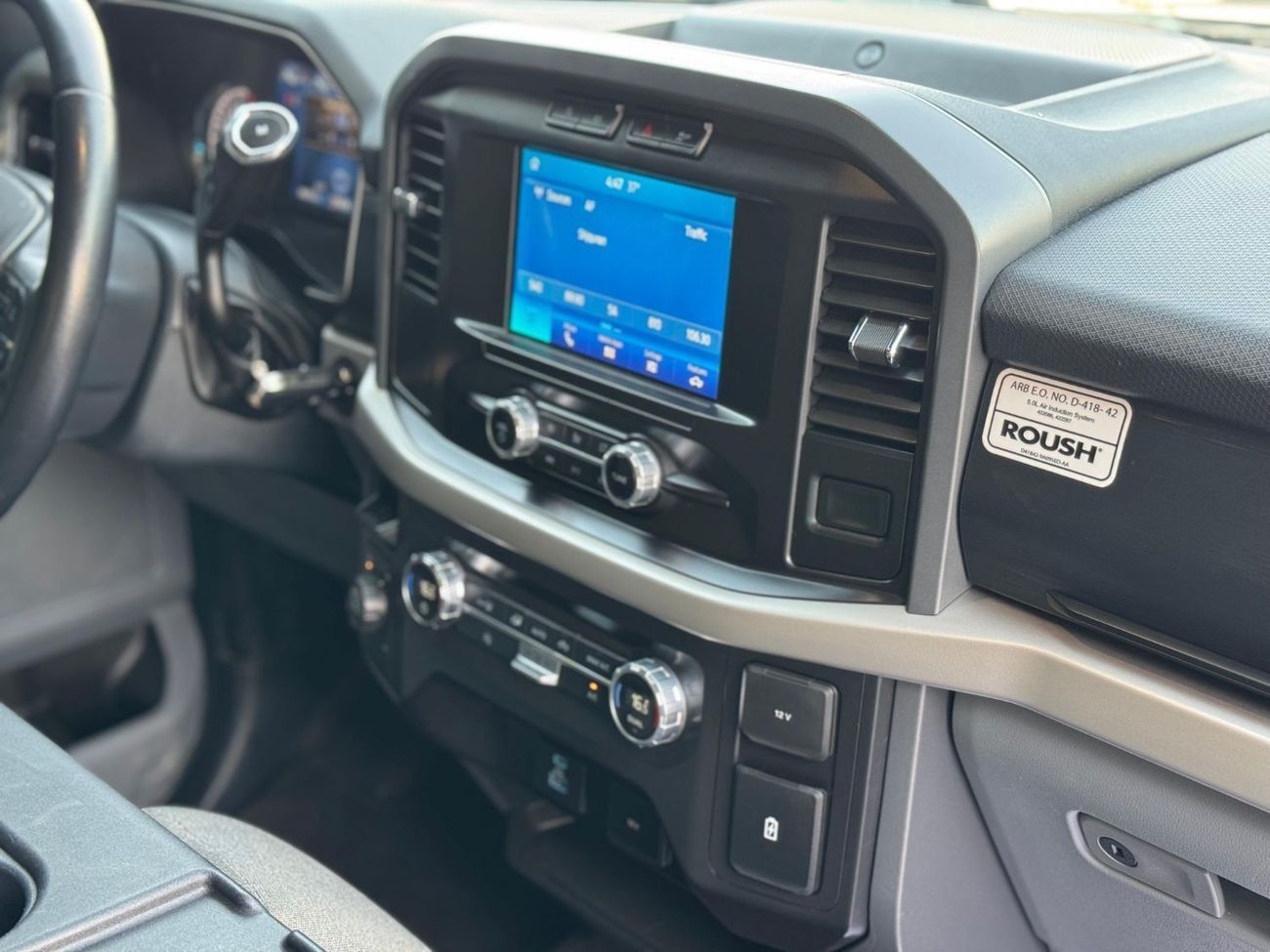 Ford F 150 XLT / 5.0 V8 4X4 / GCC / AGENCY WARRANTY AND SERVICE TILL 2027/ REMOTE START / RAPTOR FACELIFT