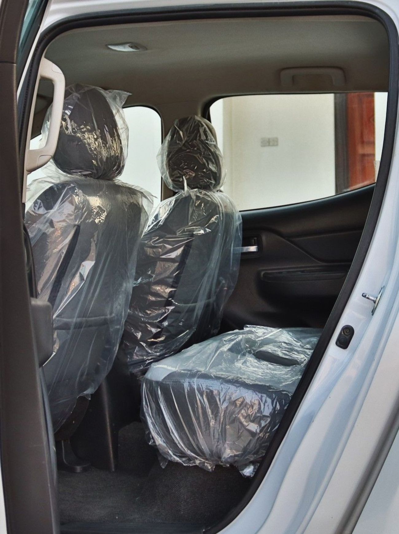 Mitsubishi L200 2019 Mitsubishi L200 GLS (V Gen), 4dr Double Cab Utility, 2.4L 4cyl Petrol, Manual, Four Wheel Drive