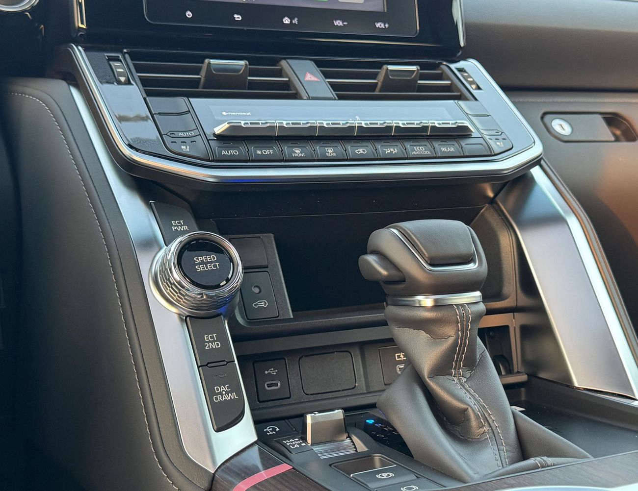 Toyota Land Cruiser GXR | 4.0L Full Option | Digital Meter | SUNROOF | CODE# GXR42H