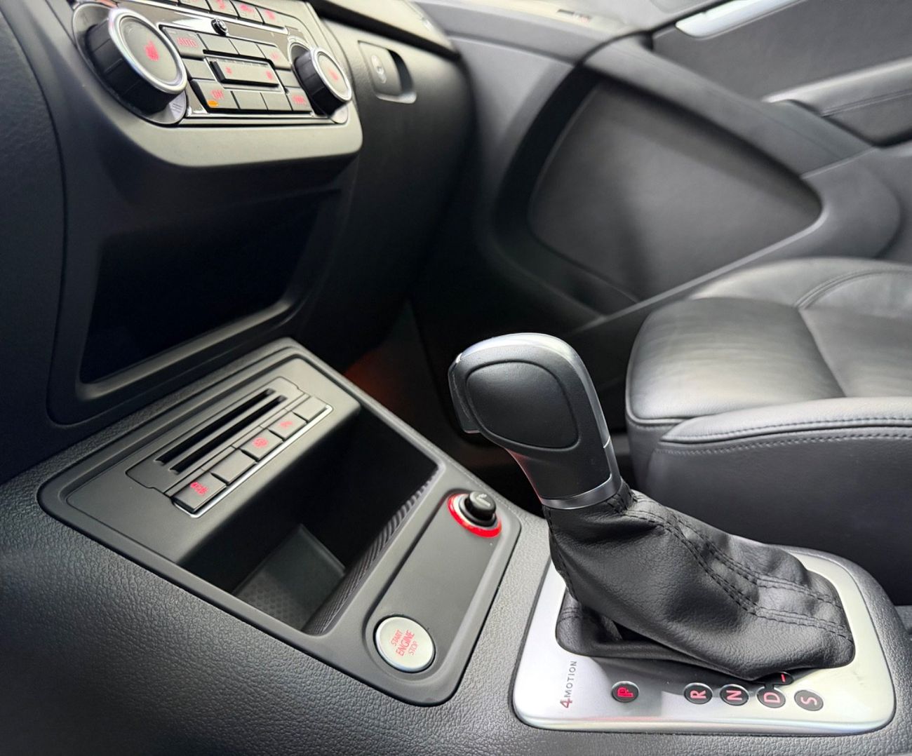 فولكس واجن تيجوان R-Line 2.0L