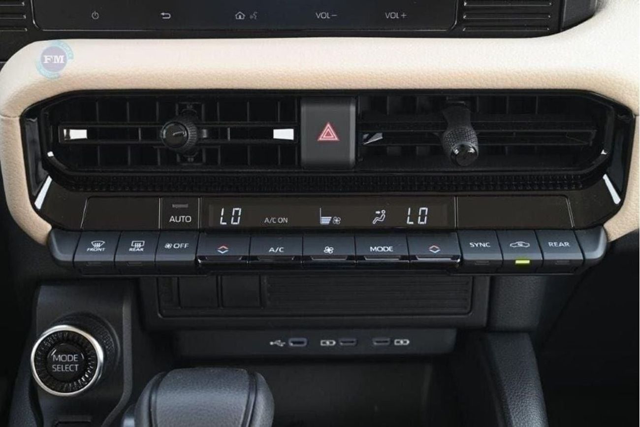 تويوتا برادو TXL1 2.4L Turbo Petrol Automatic