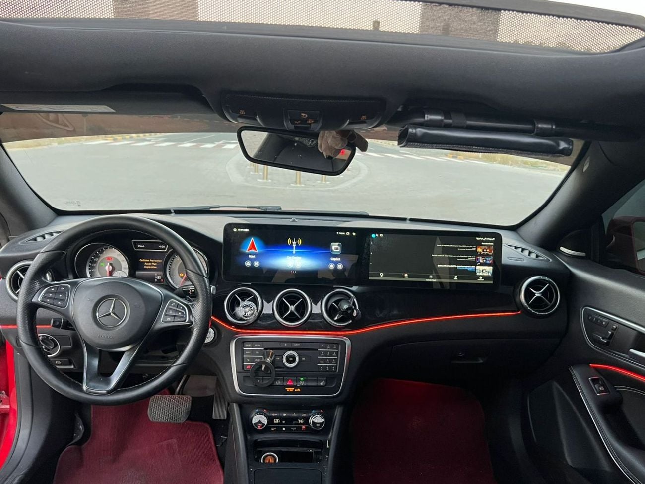 Mercedes Benz CLA250