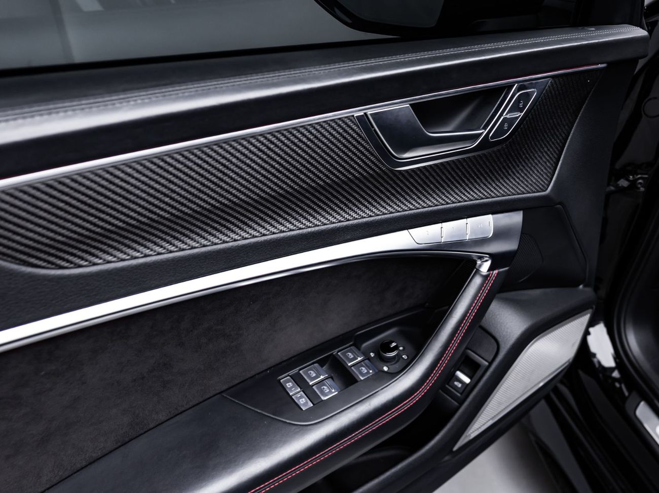 Audi RS6 TFSI quattro 4.0L 2021 Audi RS6, 2026 Audi Warranty, Full Service History, Carbon Ceramic Brakes, Lo