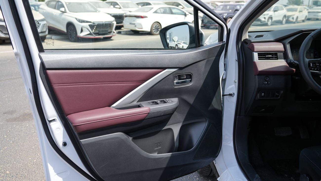 Mitsubishi Xpander Cross