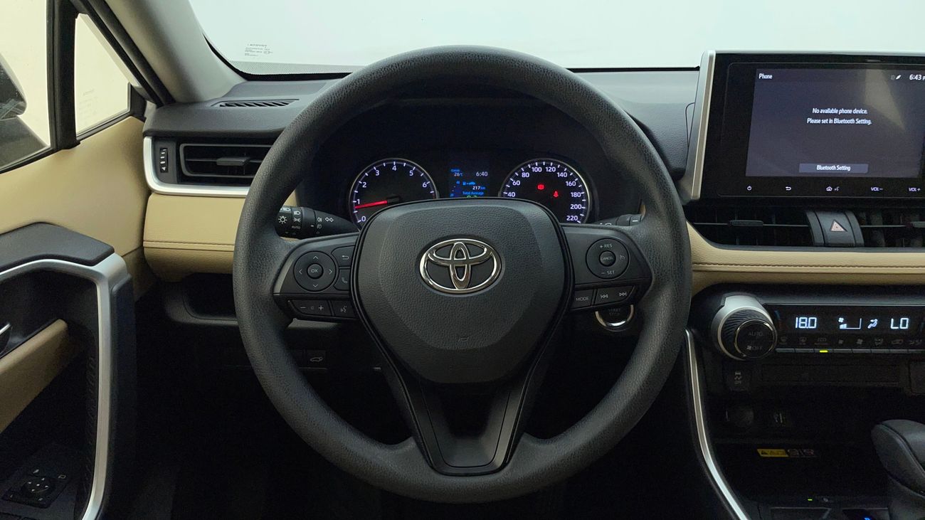 تويوتا راف ٤ VX 2.5 | بدون دفعة مقدمة | اختبار القيادة في المنزل