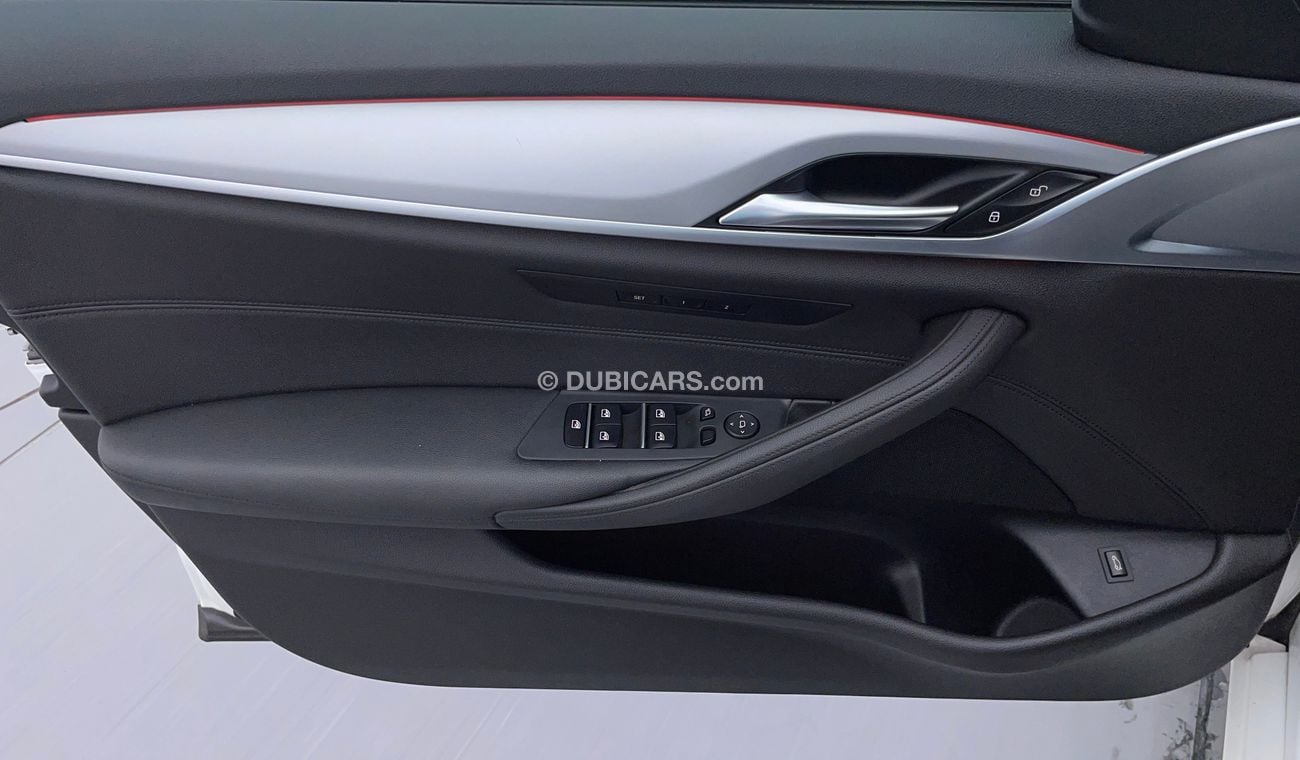 BMW 520i EXCLUSIVE 2 | Zero Down Payment | Free Home Test Drive