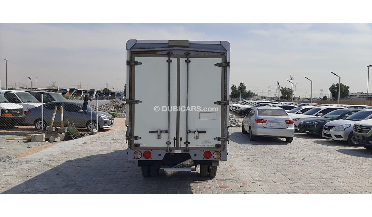 Used Kia Bongo 2019 for sale in Dubai 610975
