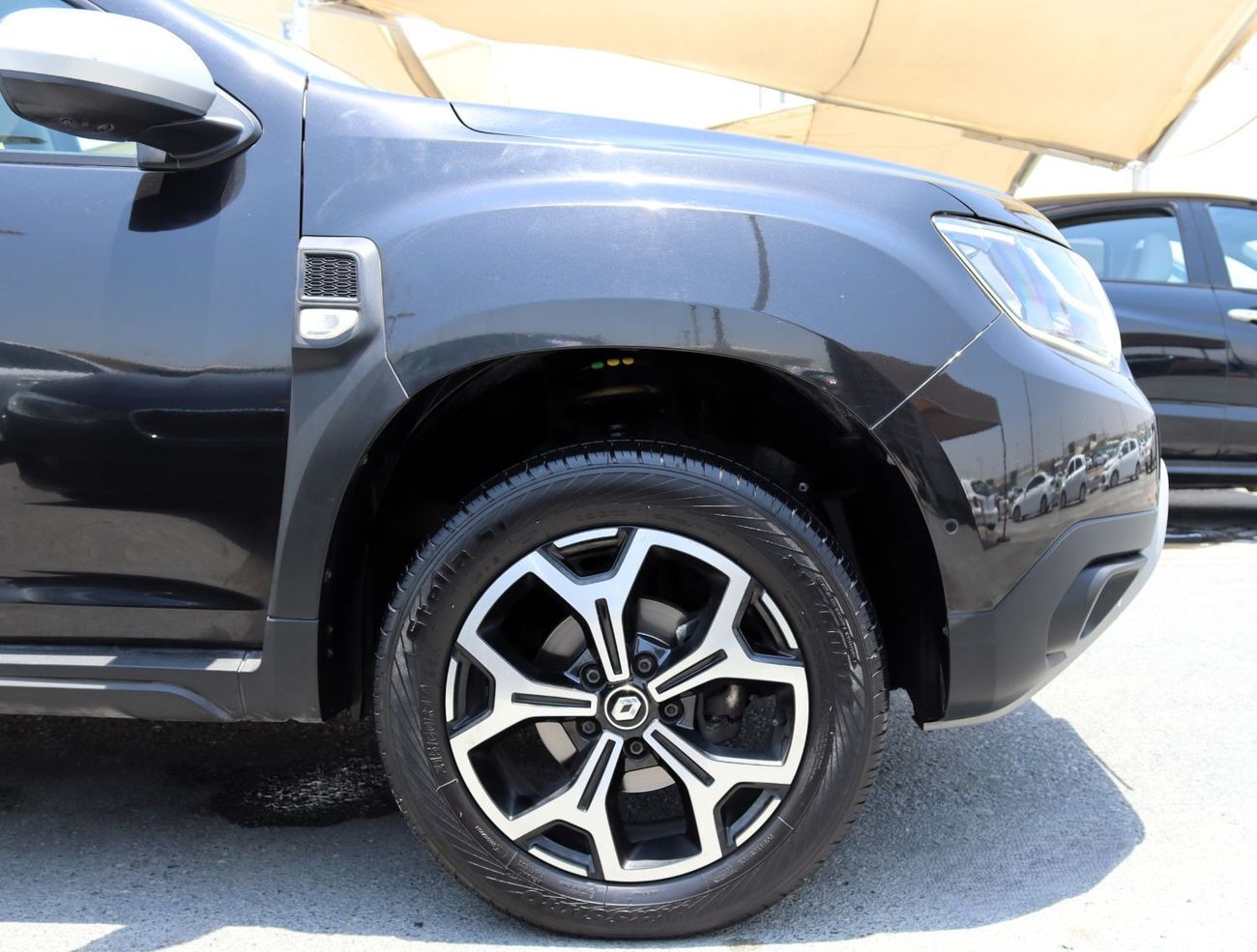 Renault Duster ACCIDENTS FREE - GCC - PERFECT CONDITION INSIDE OUT - ENGINE 1600 CC - FULL OPTION