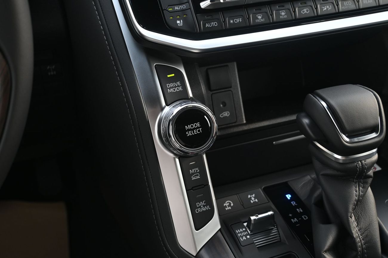 Toyota Land Cruiser GXR 3.5L TwinTurbo V6, Model 2026