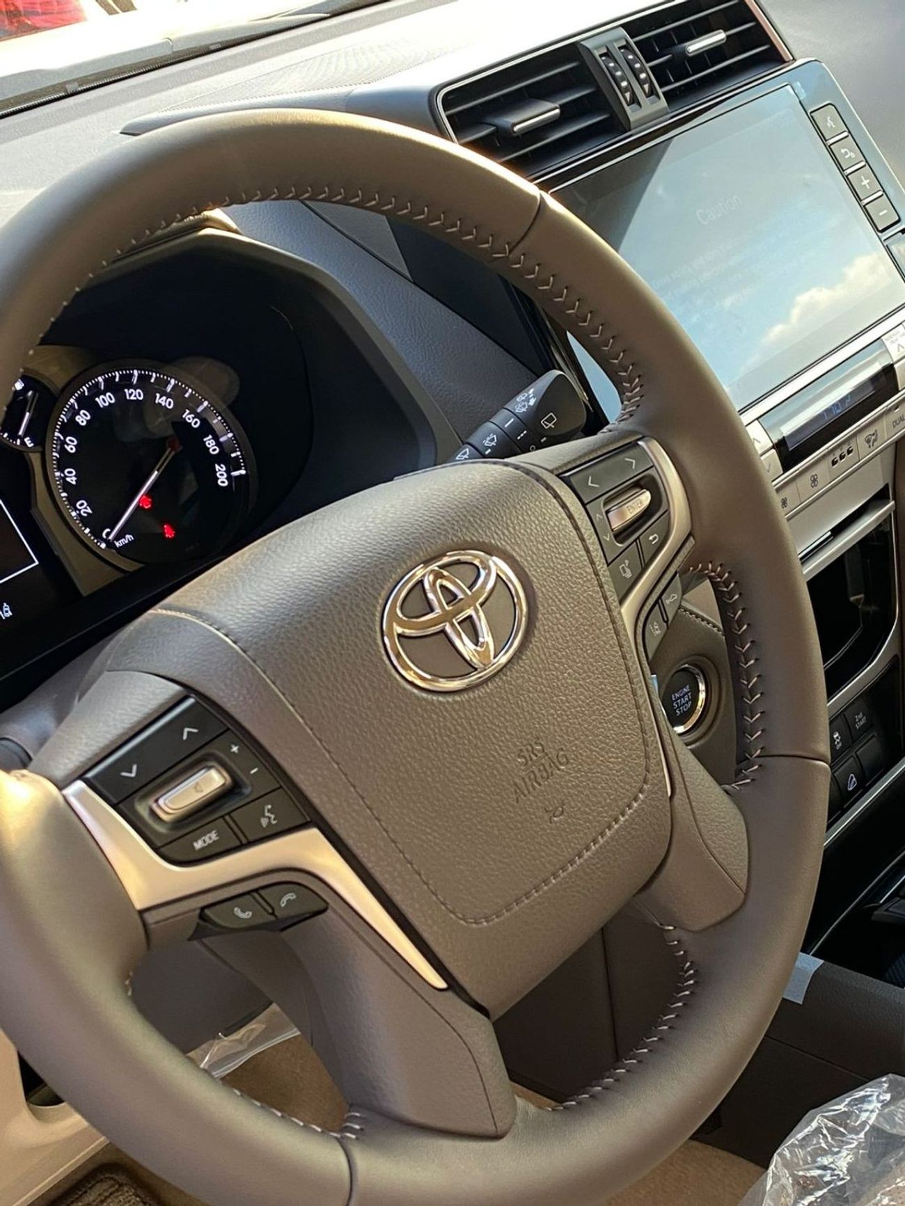 تويوتا برادو TOYOTA PRADO VX-R 4.0L PETROL | GCC | 2023 | O KM | 02 YEARS WARRANTY |