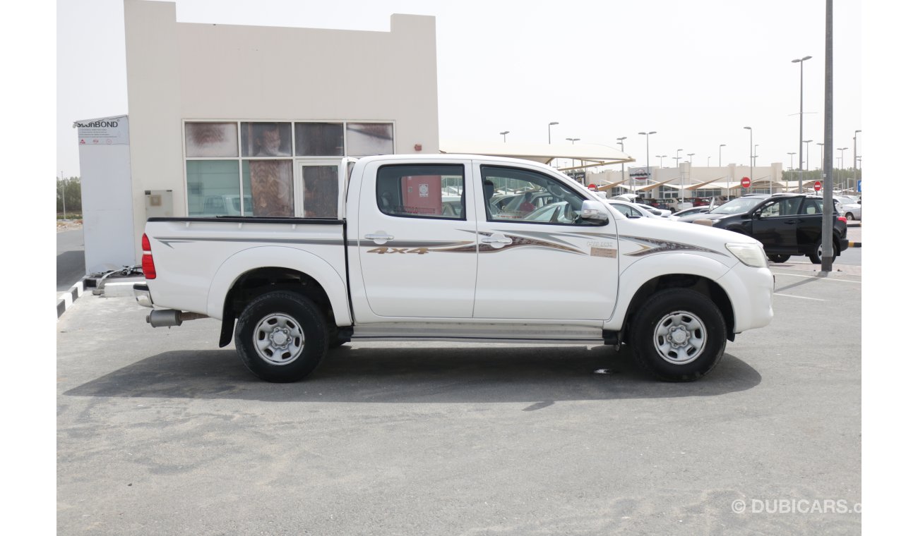 تويوتا هيلوكس DIESEL 4X4 FULL OPTION DOUBLE CABIN PICK UP WITH GCC SPECS