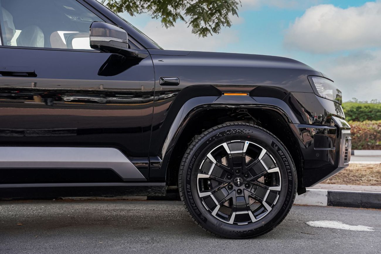 BYD Leopard 8 Smart and Brave Flagship Edition (7 Seats)