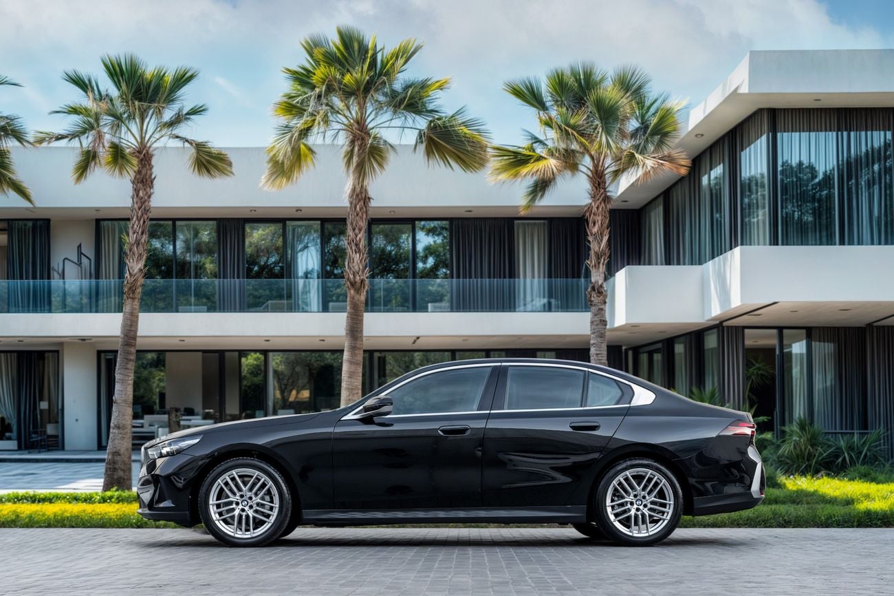 BMW 520i 520i Excellence | 4,113 P.M | 0% Downpayment | BMW Warranty!