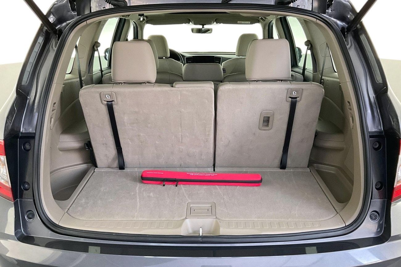 Jeep Grand Cherokee Limited Plus| 1 year free warranty | Exclusive Eid offer