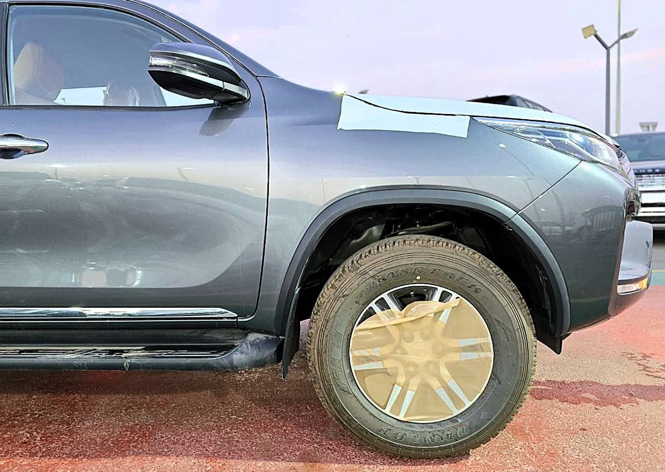 تويوتا فورتونر VX1 4.0L