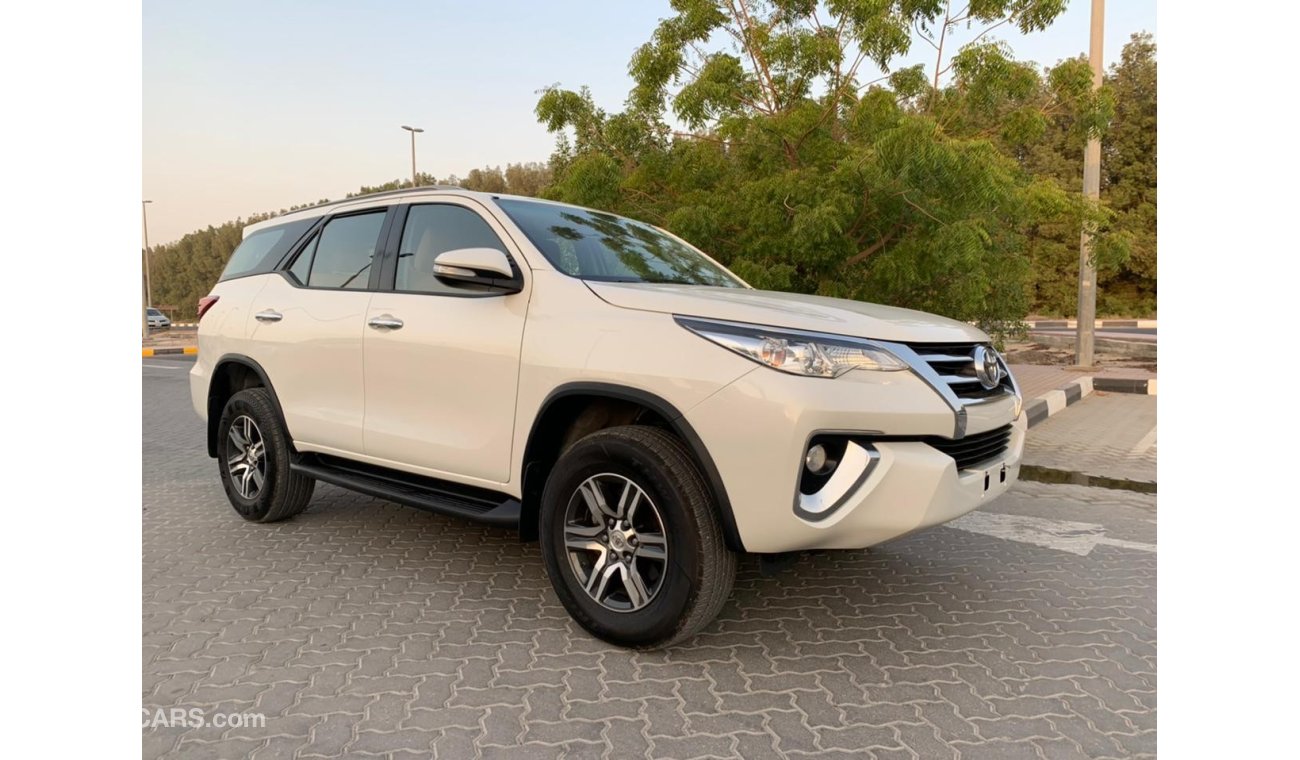 Toyota Fortuner Toyota Fortuner Model 2017 v 6 Gcc   Free accedant Very good condition  Call or WhatsApp  0097154599