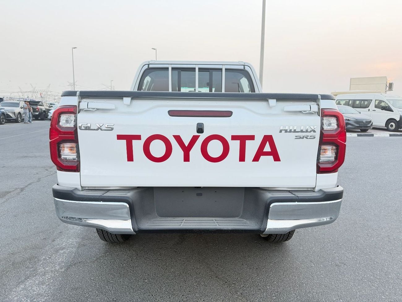 Toyota Hilux SR5 (NON GCC)