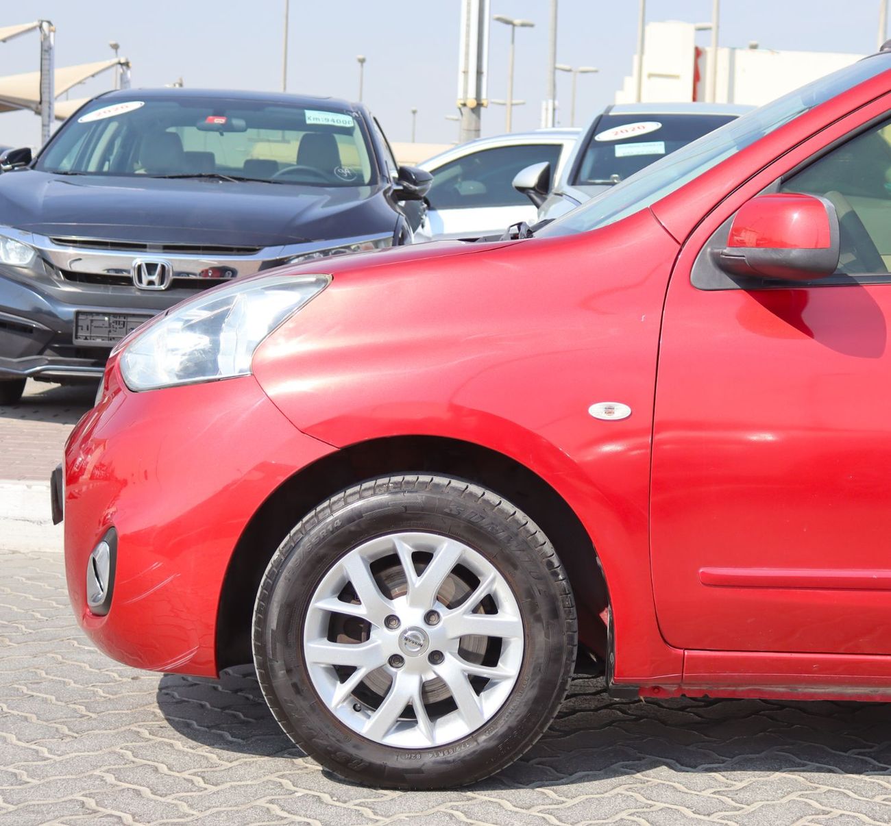 نيسان ميكرا نيسان ميكرا 2020 -  خليجى -  بدون حوادث - بمحرك 1.5L-  بحاله ممتازه