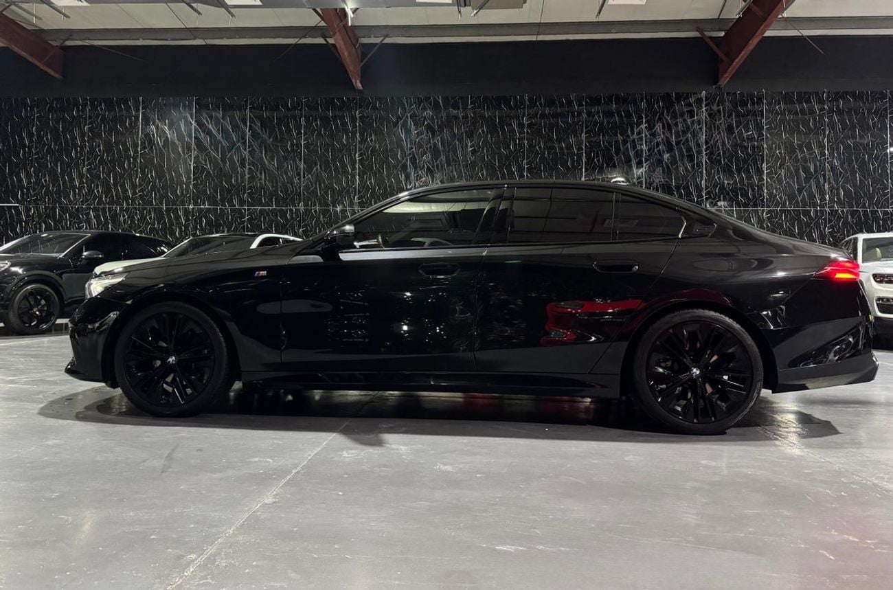 بي أم دبليو 520i 2.0 L, 8 Speed , RWD