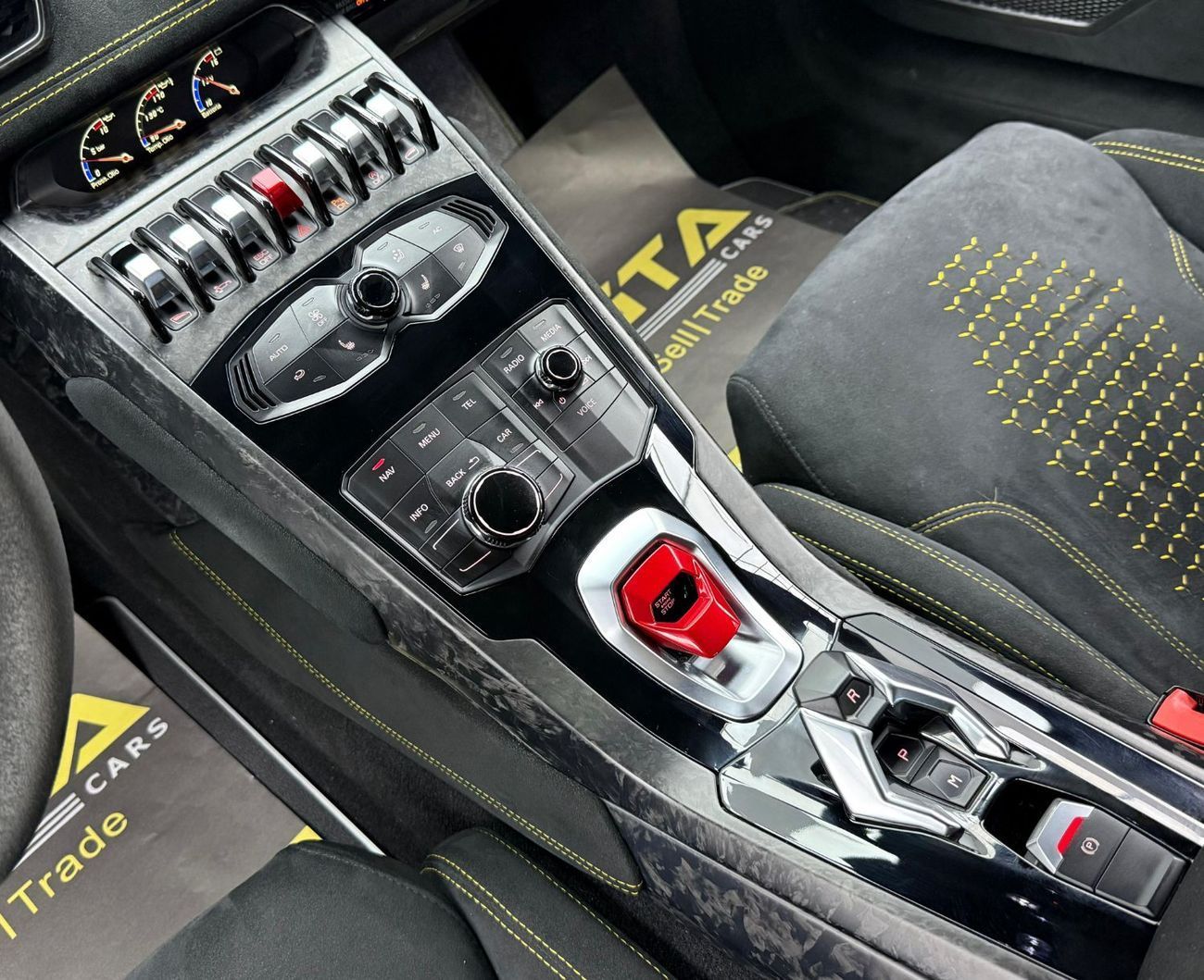 Lamborghini Huracan 2018 Lamborghini Huracan Performante, Warranty, Full Service History, Very Low Km, Fully Loaded, GCC