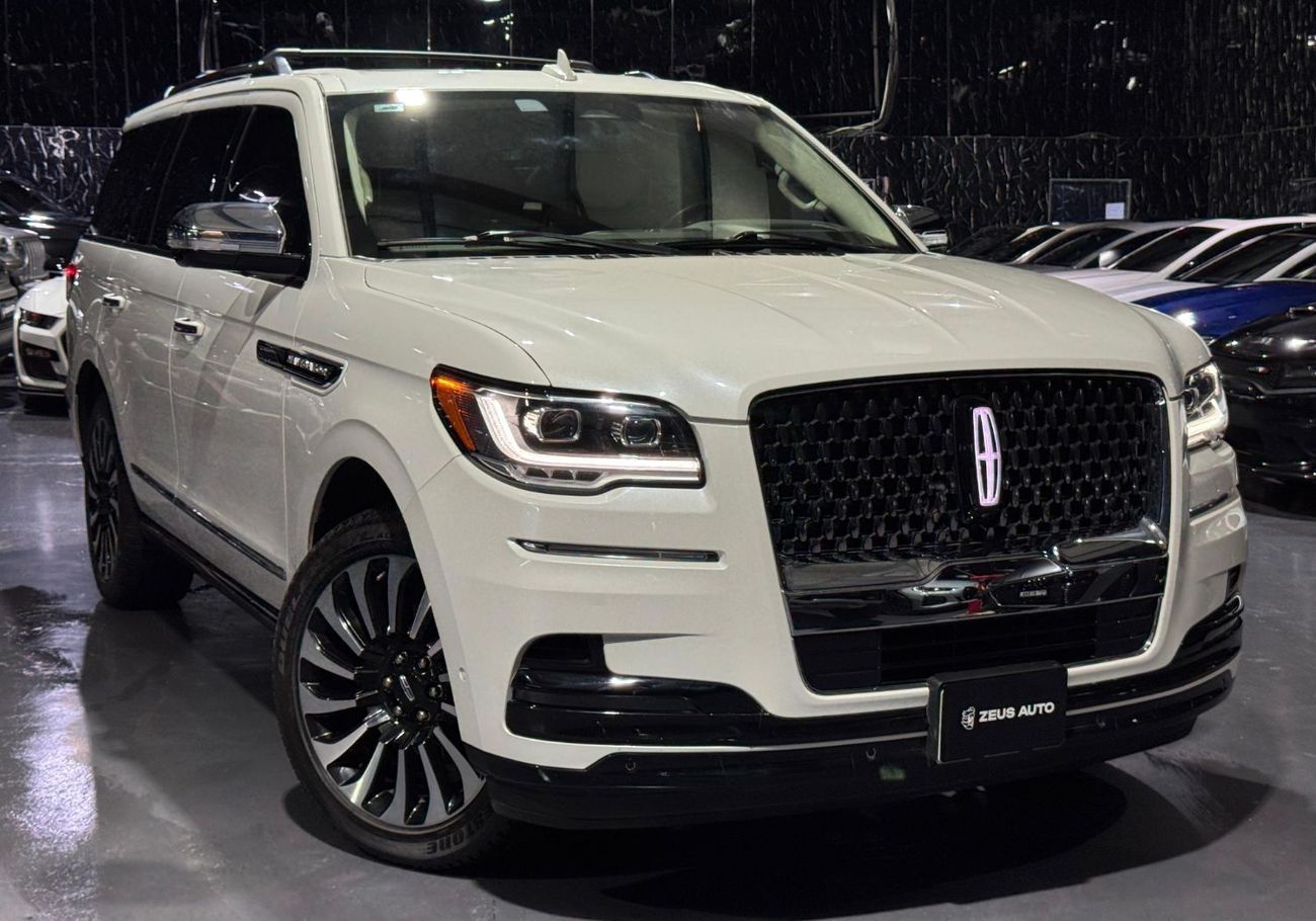 Lincoln Navigator Presidential 3.5L 2023 Lincoln Navigator, 2028 Lincoln Warranty + Service Pack, 7 Seater, GCC
