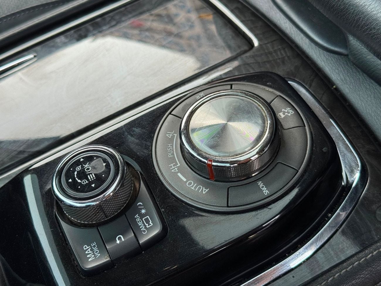 Infiniti QX80 LUXE PROACTIVE