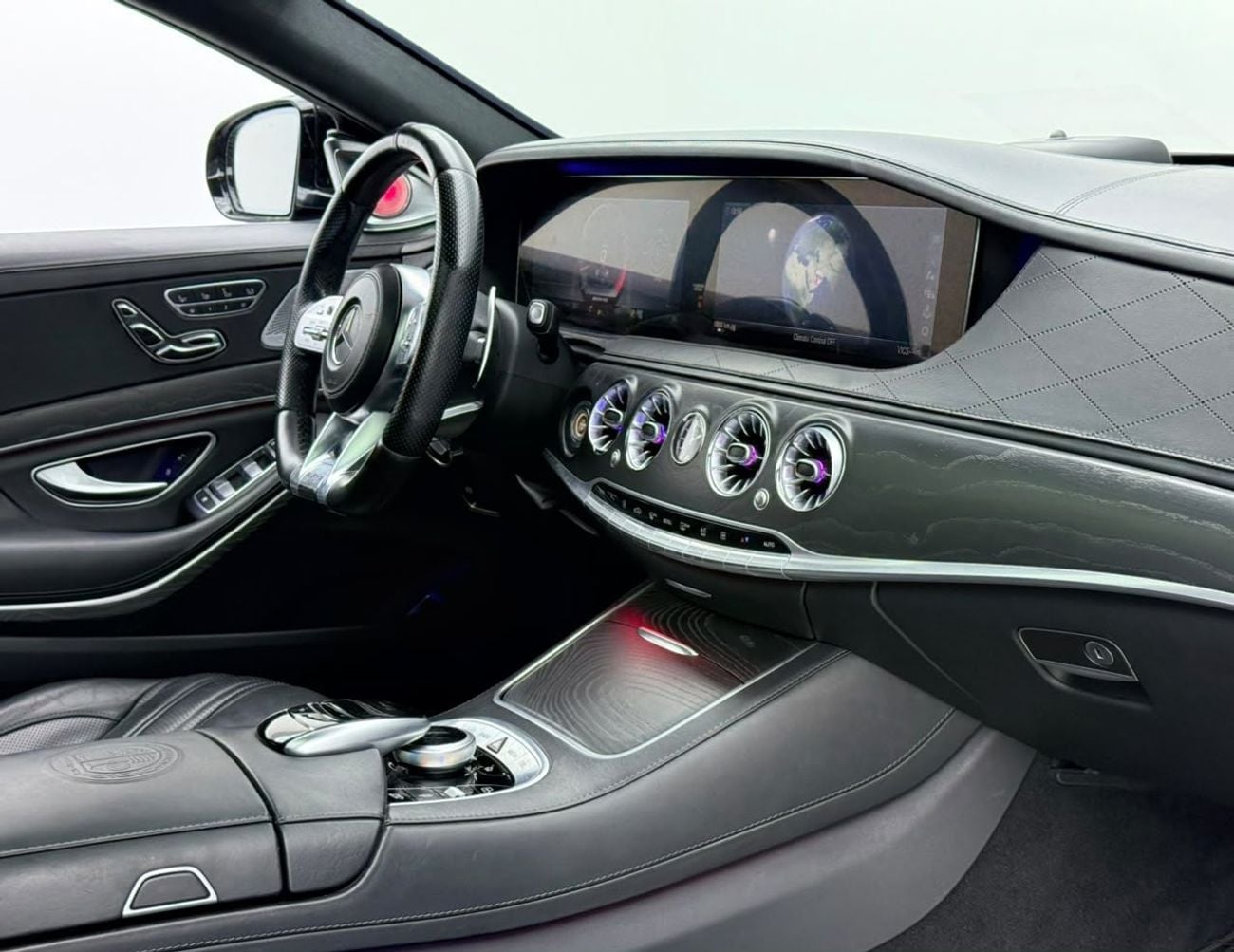 Mercedes Benz S63 AMG STANDARD