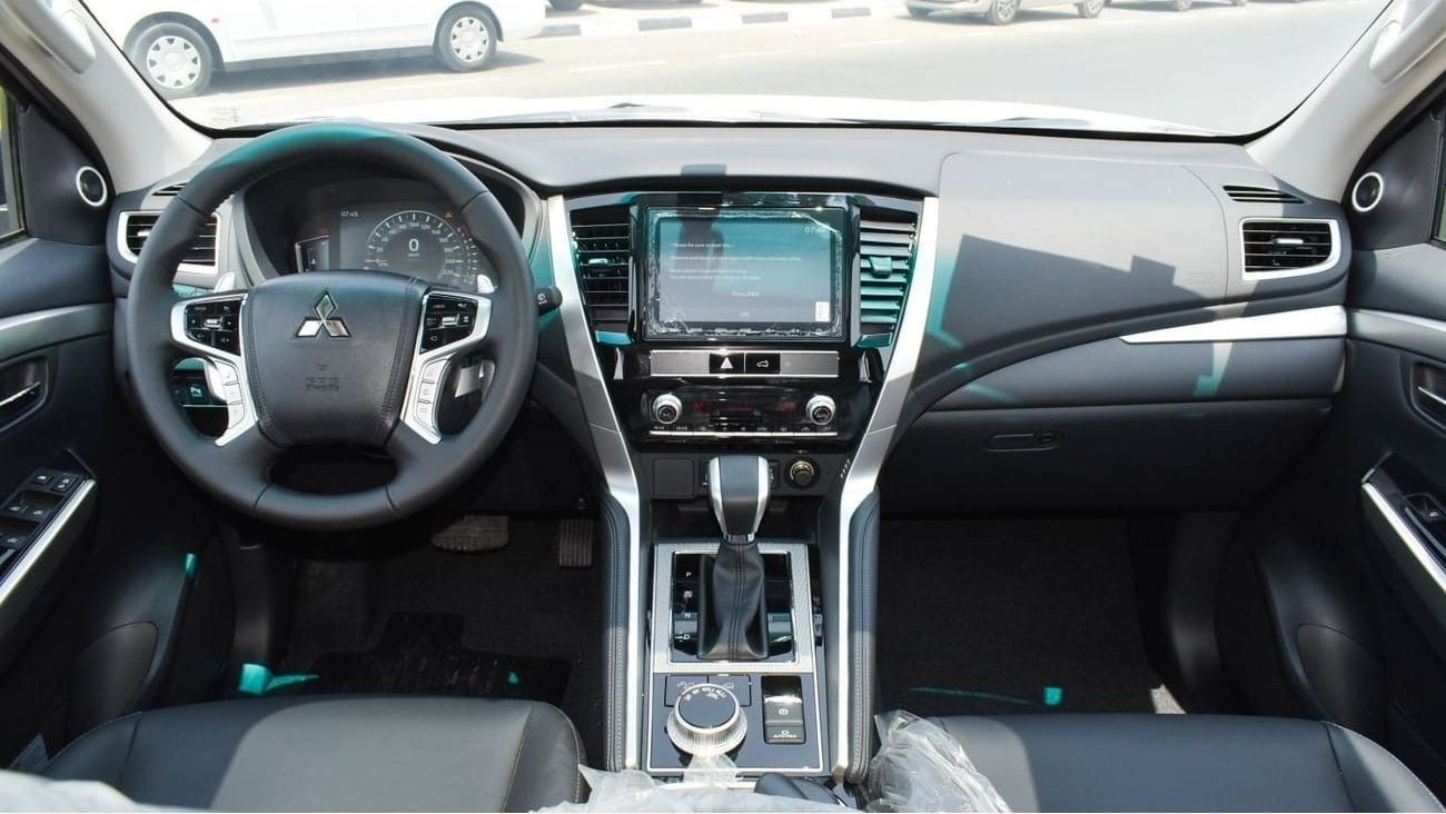 ميتسوبيشي مونتيرو سبورت Brand New Mitsubishi Montero Sport 2023 Export 3.0L A/T 4WD Petrol | Black/Black |MONTEROSPORTGLS4