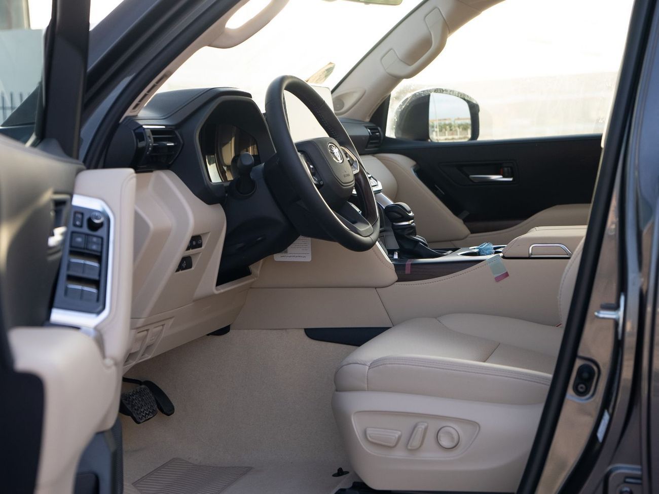 Toyota Land Cruiser 2025 Toyota LC300 GXR S 3.5L - Grey Mettalic Inside Beige | Export Only