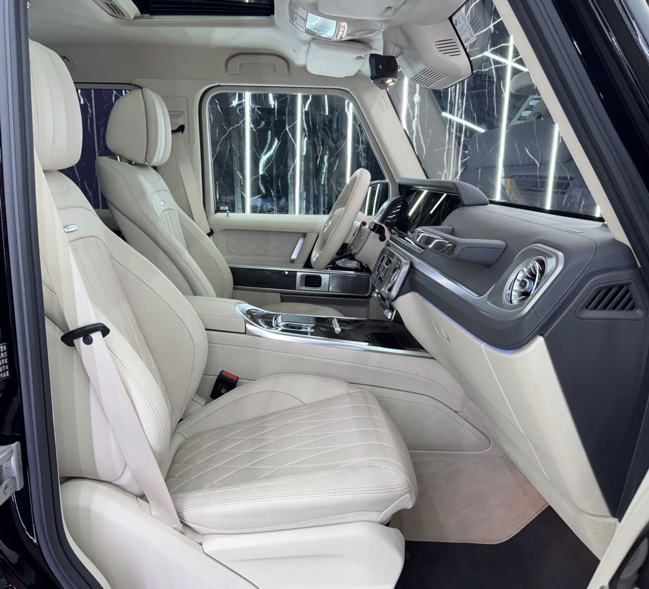 مرسيدس بنز G 63 AMG G63 AMG European | Low Mileage | Original Paint | Well Maintained