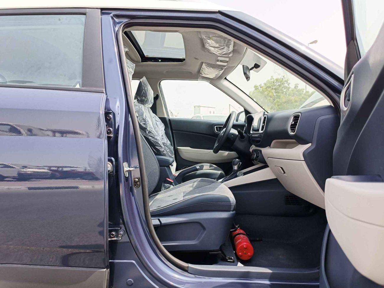 Hyundai Venue Premier Plus Turbo | 1.0L V4 | SUNROOF | FULL OPTION (CODE # VEN10AF)