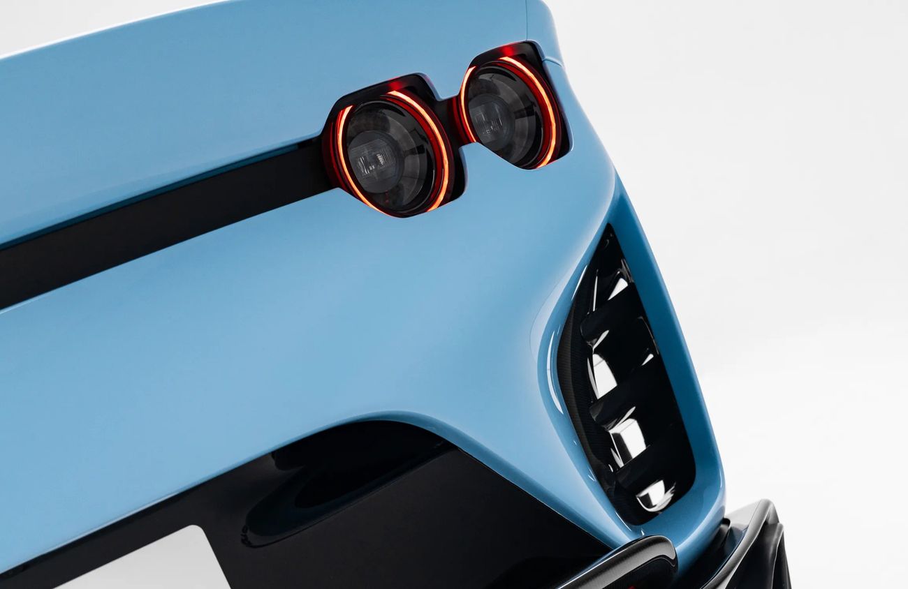 فيراري 812 كومبيتيزون 6.5L V12 Naturally Aspirated Engine