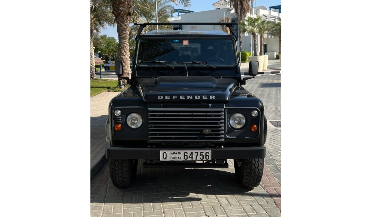 Land Rover Defender 110