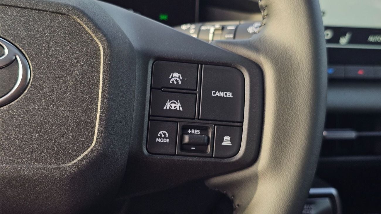 Toyota RAV4 VXR HEV Toyota RAV4 2.5L Adventure Hybrid Toyota RAV4 Hybrid 2.5 2026 – Full Option | AWD |  SEAT HE