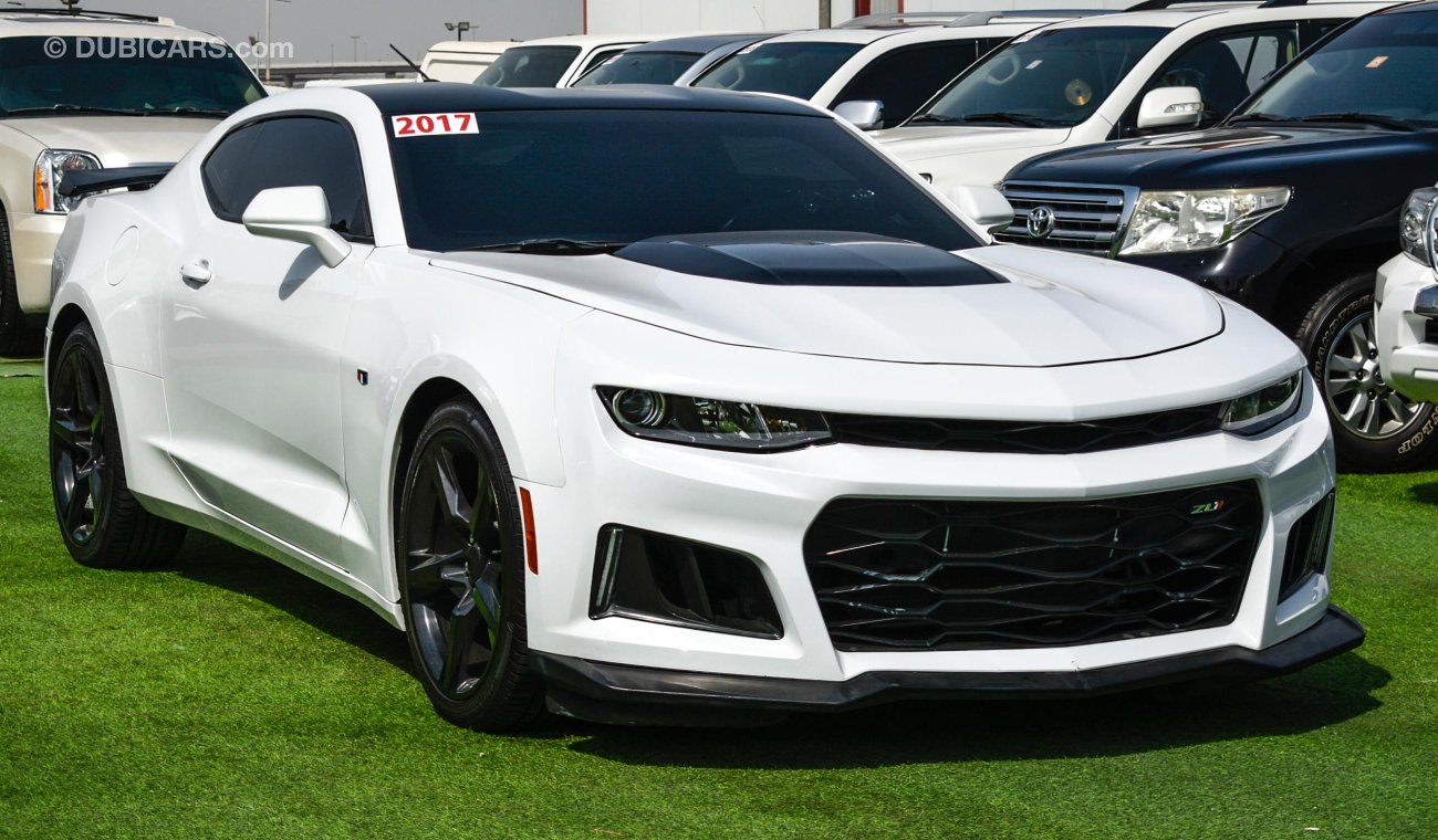 Chevrolet Camaro V4 With 2020 ZL1 Kit