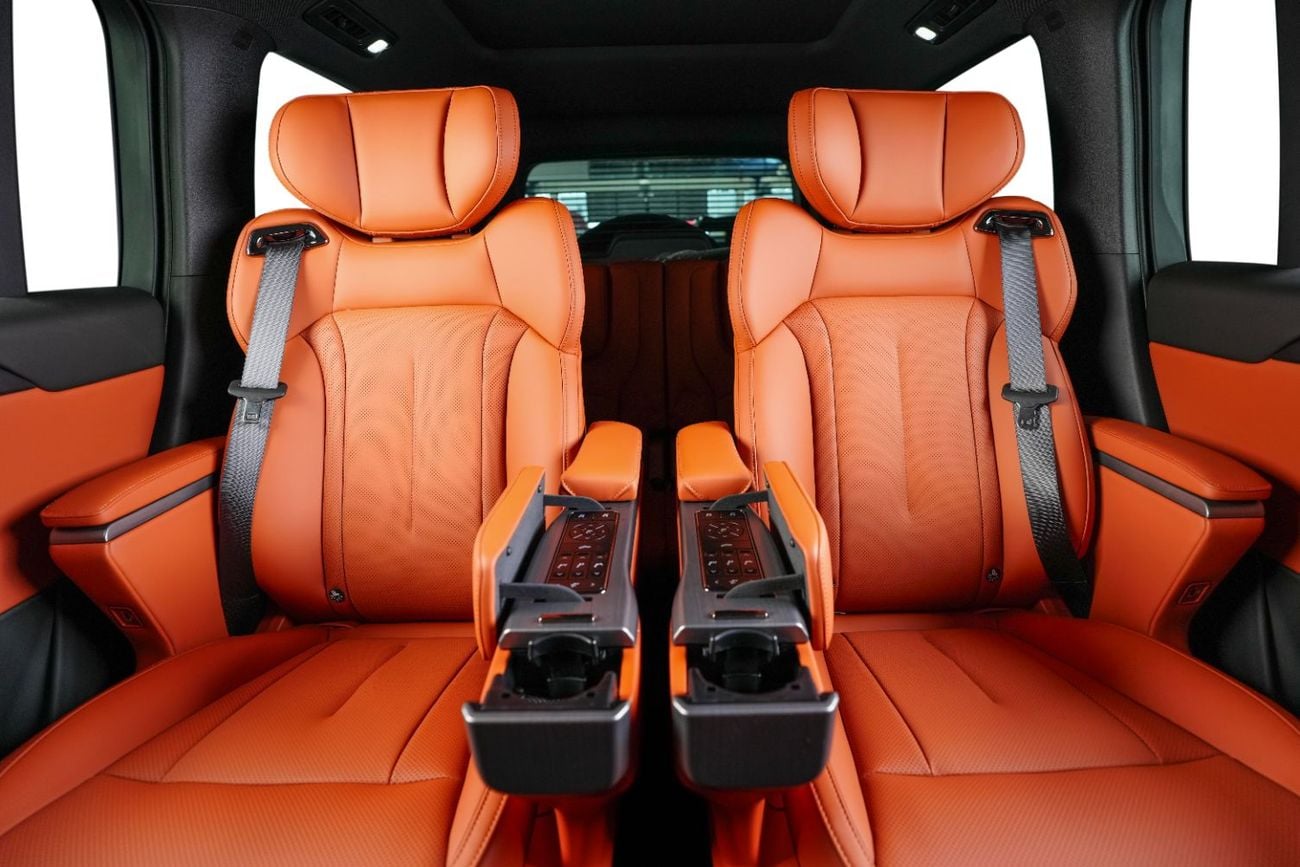 روكس 01 VIP 6 Seats-Premium Leather Interior-Luxury-5 Years Warranty & Service Contract