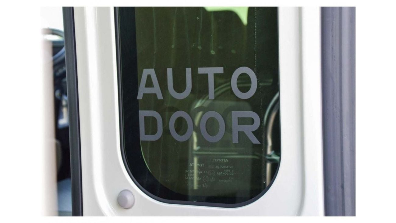 Toyota Coaster Toyota coaster dsl Mt 30 seater 4.2 model 2022