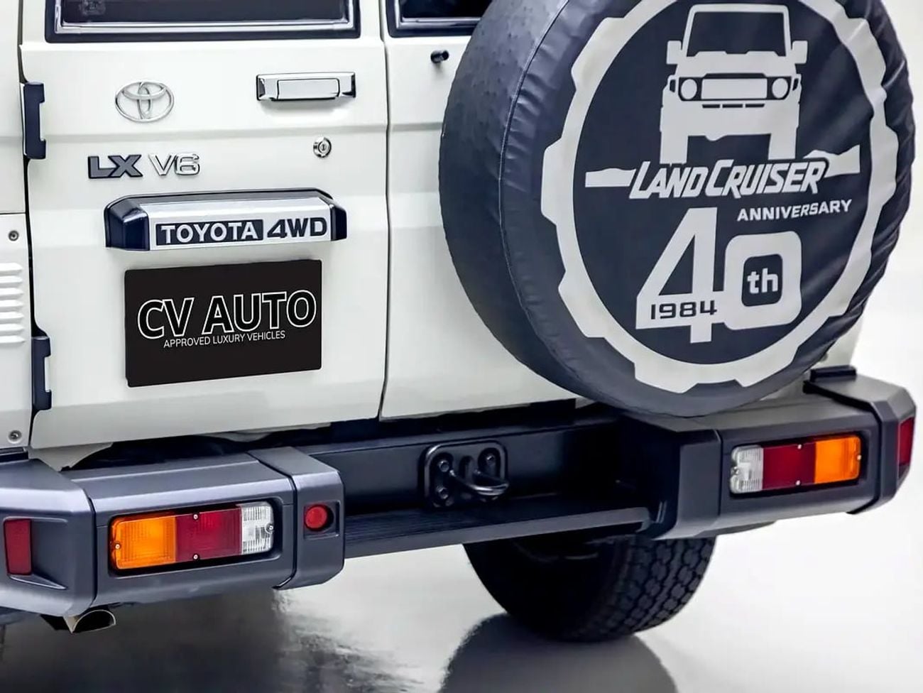 Toyota Land Cruiser 70 LC 78 40TH ANNIVERSARY 4.0L AT Land Cruiser | 70 Series 40th Anniversary | GCC Spec | With Dealer Warranty