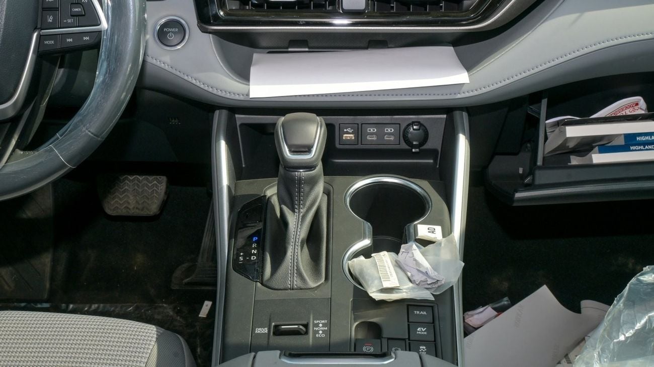 تويوتا هايلاندر GLE 2.5L Hybrid