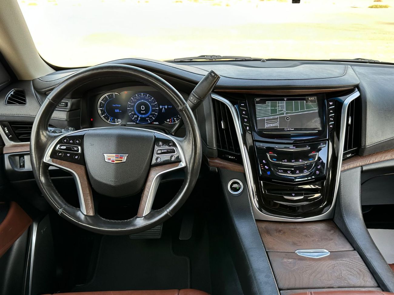 كاديلاك إسكالاد Platinum 6.2L