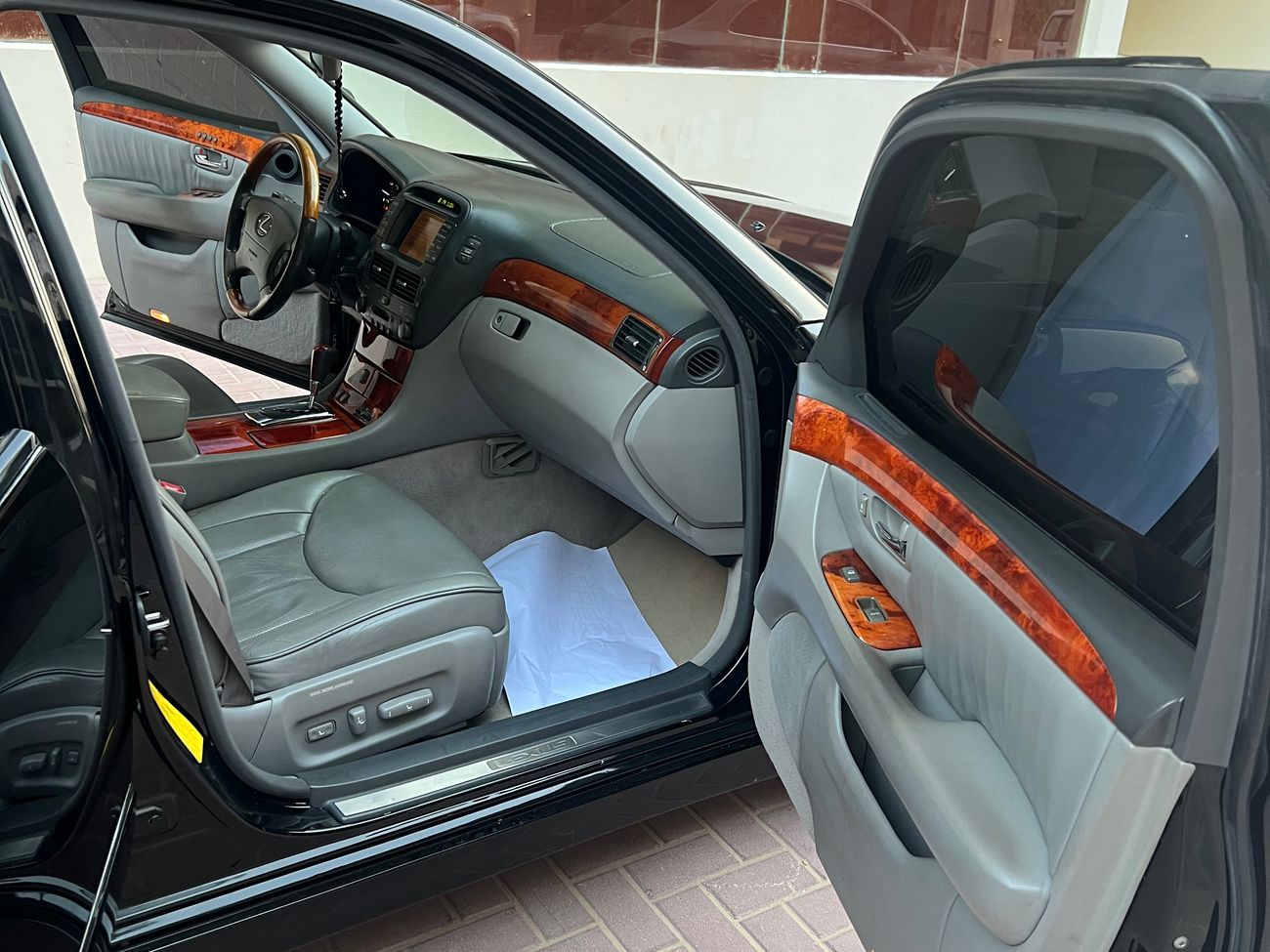 Lexus LS 430 RTA Passed | Half Ultra | Spoiler Kit Installed