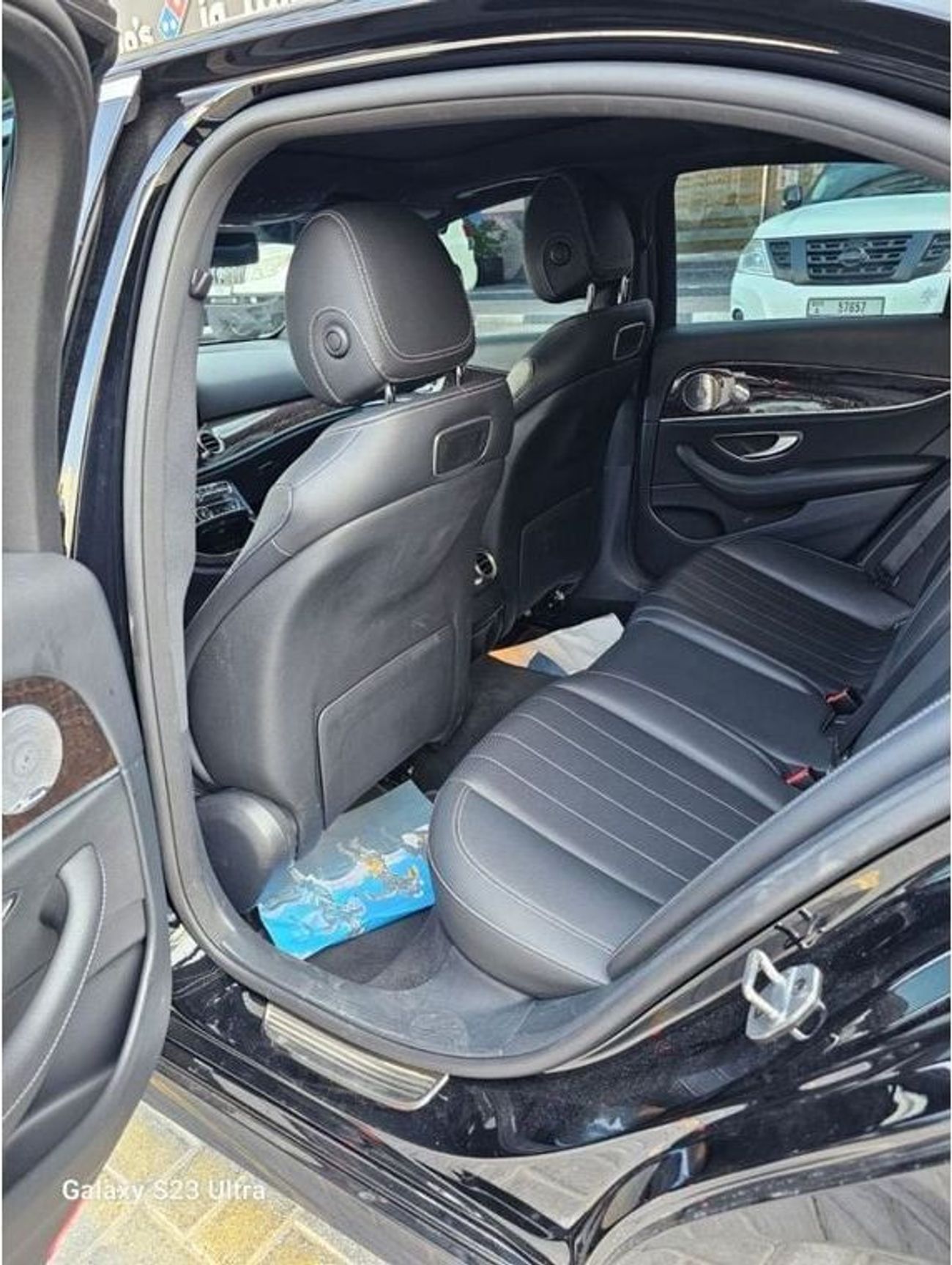 Mercedes-Benz E300 Panoramic