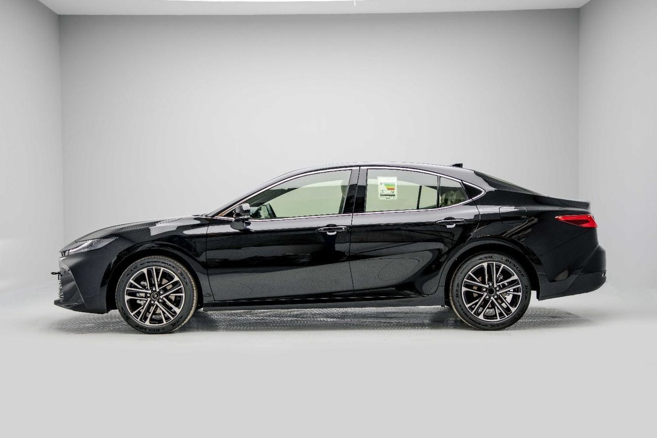 Toyota Camry GLE 2.5L - Netural Black Inside Formage  | Export Only