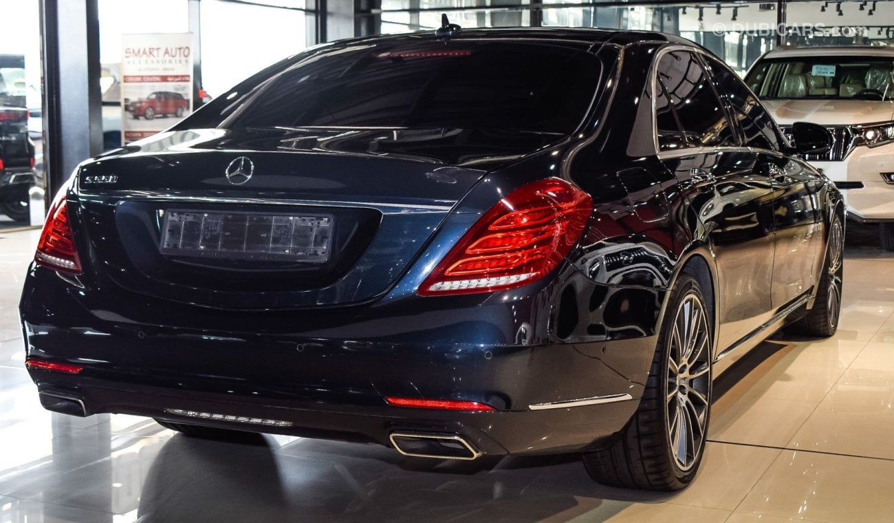 مرسيدس بنز S 550