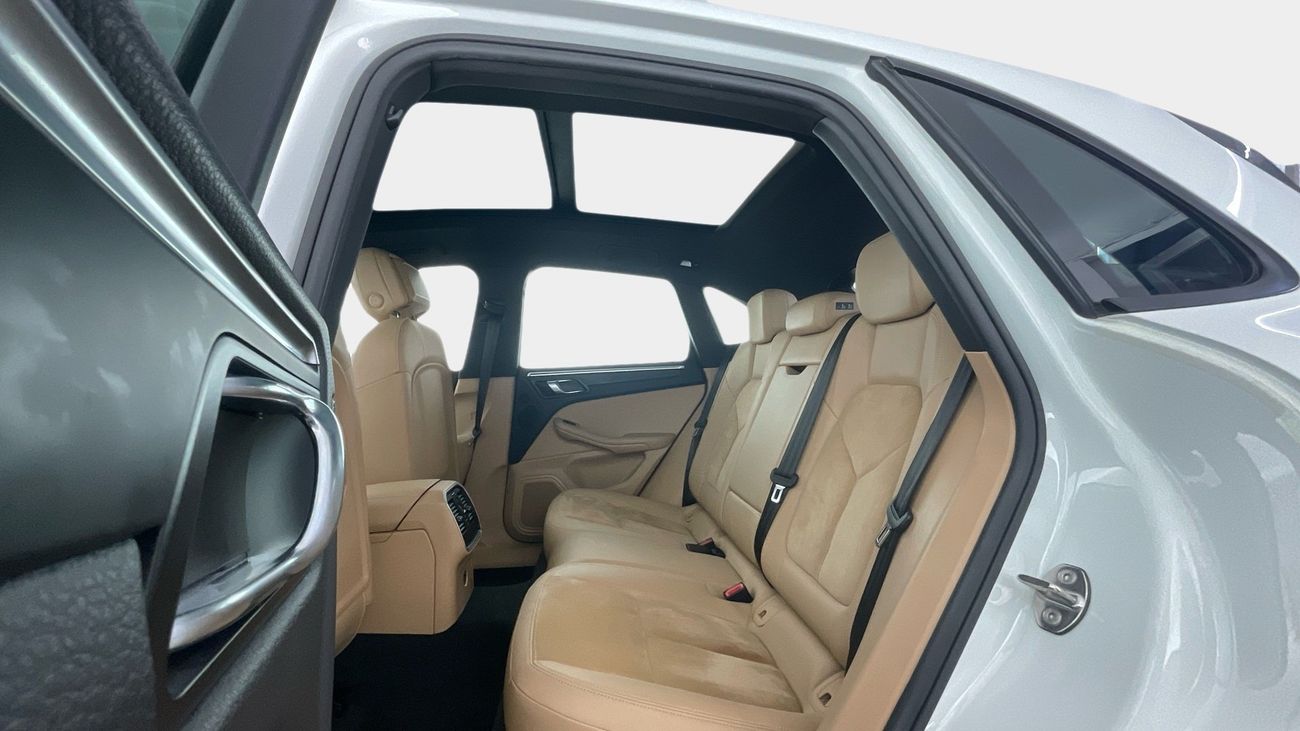 بورش ماكان Standard+ | شامل الضمان | 0 ﺪﻔﻋﺓ ﺃﻮﻟﻯ