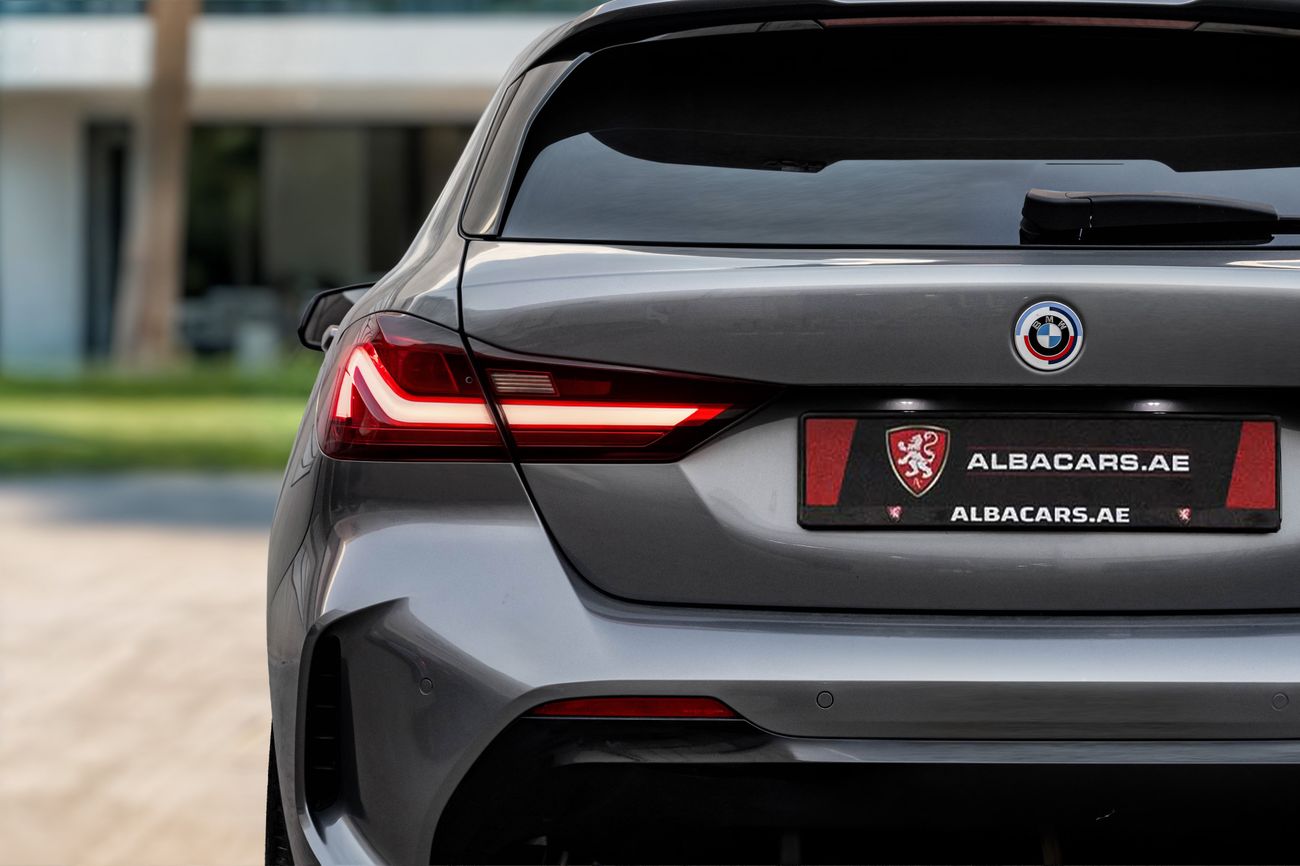 بي أم دبليو 118 118i M-Kit | 1,861 P.M | 0% Downpayment | Impeccable Condition!