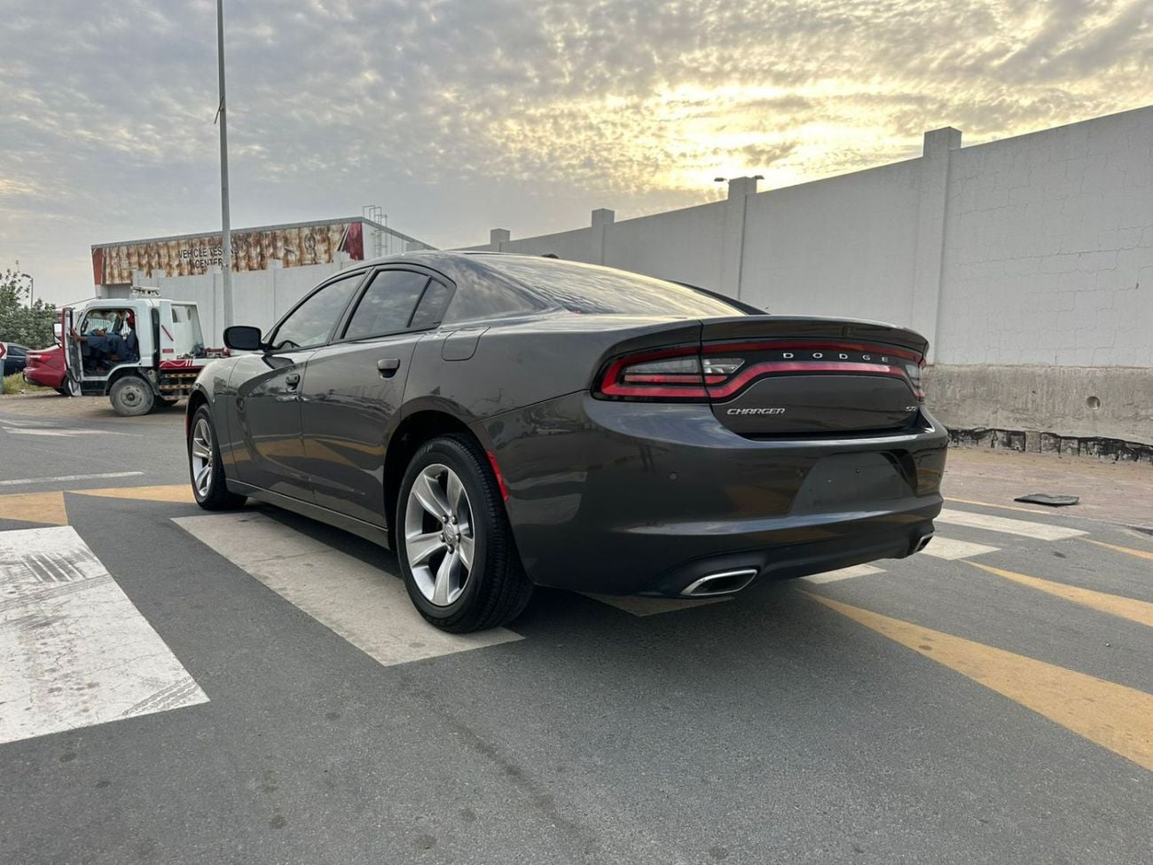 Dodge Charger 3.6L SXT Plus 3.6L